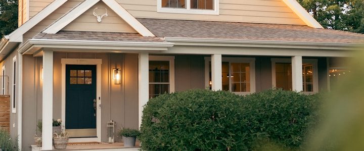 Exterior house painting Exterior home in Oak Cliff, Dallas, by Johnson Home & Restore.